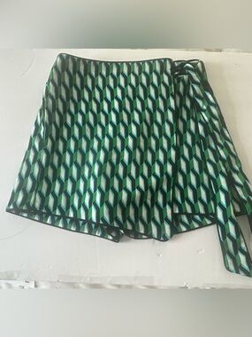 Diane Von Furstenberg for Target Geometric Print Wrap Skirt in Teal & Black